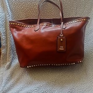 SMOKE-FREE HANDBAG 👜